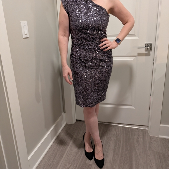 Lauren Ralph Lauren Dresses & Skirts - Lauren Ralph Lauren Evening One-Shoulder Sequins Midi Dress in Purple